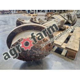 Front axle NEW HOLLAND M135