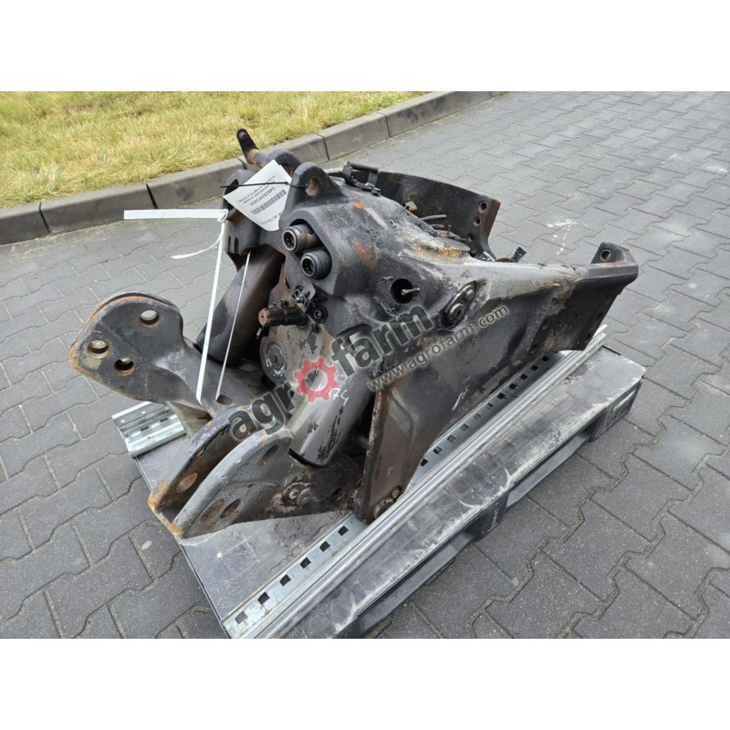 TUZ I WOM PRZEDNI VALTRA N174 TUZ I WOM PRZEDNI VALTRA N174