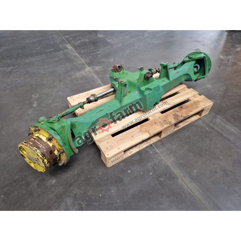 Front axle JOHN DEERE APL 345 Front axle JOHN DEERE APL 345