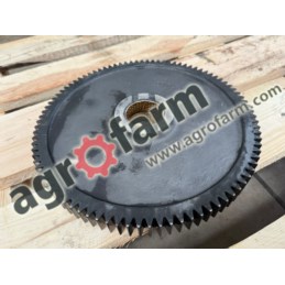 KOŁO ZĘBATE Z92 PTO MASSEY FERGUSON 8260