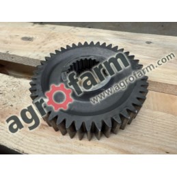 KOŁO ZĘBATE Z44 PTO MASSEY FERGUSON 8260