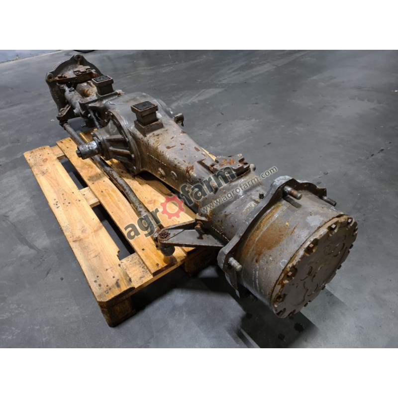 Przedni most Massey Ferguson 2685