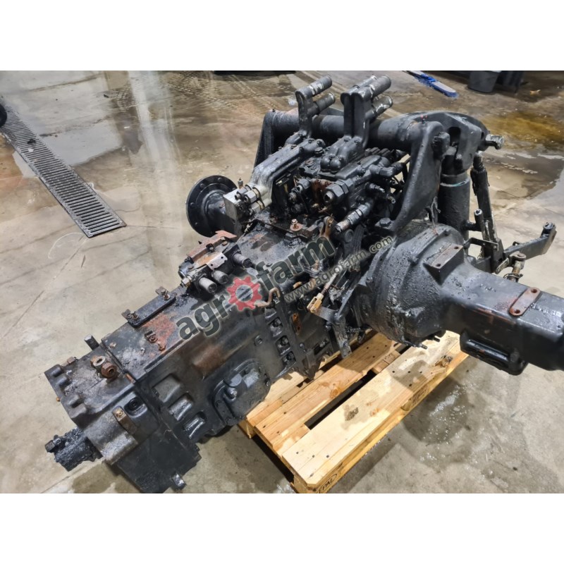 Rear Axle AND GEARBOX CASE LUXXUM 120 Rear Axle AND GEARBOX CASE LUXXUM 120