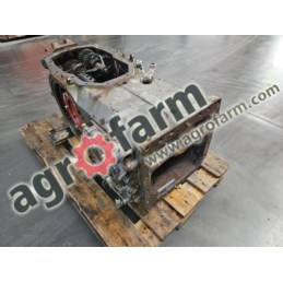TYLNY MOST MASSEY FERGUSON 3070 3382213M4