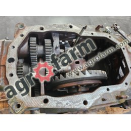 TYLNY MOST MASSEY FERGUSON 3070 3382213M4