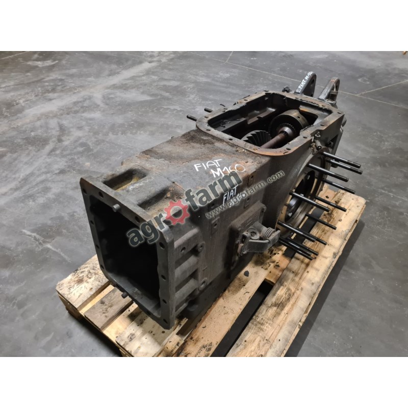 TYLNY MOST FIAT NEW HOLLAND M160 515752