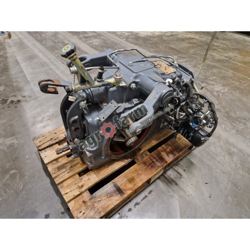 TYLNY MOST FORD 5640 E9NN4024HD TYLNY MOST FORD 5640 E9NN4024HD