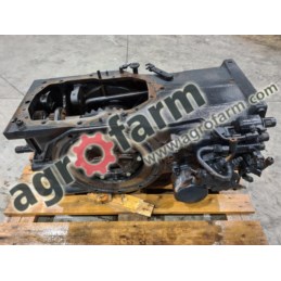 TYLNY MOST RENAULT ARES 556 RZ 851B6