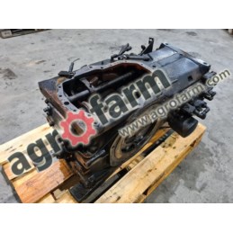 TYLNY MOST MASSEY FERGUSON 6130 851B1