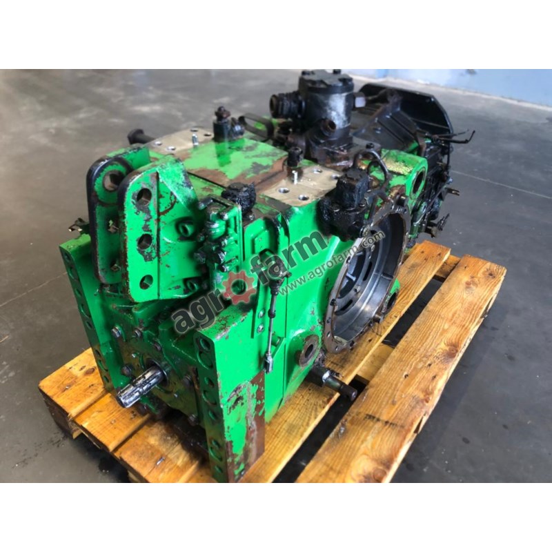 Rear Axle JOHN DEERE 6110 L115877 Rear Axle JOHN DEERE 6110 L115877