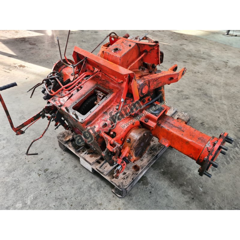 TYLNY MOST RENAULT 1181-4   7700609078