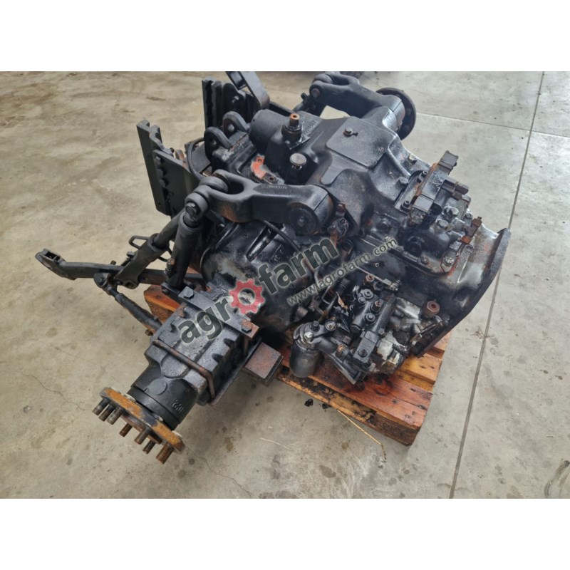 Tylny most New Holland TS 100 Tylny most New Holland TS 100