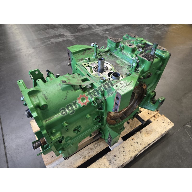 Tylny most John Deere 6155M, PowrQuad