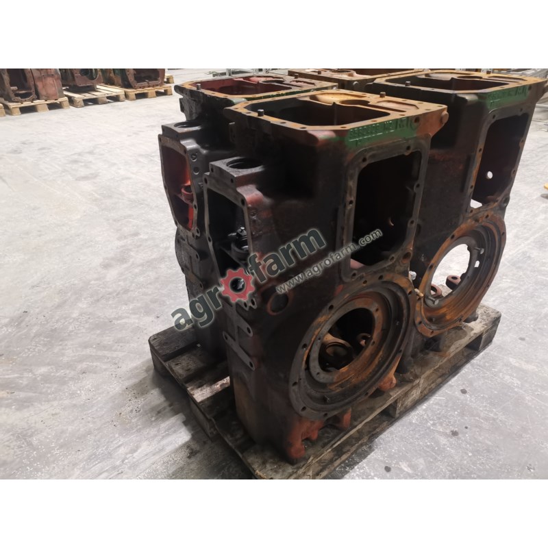 Housing REAR AXLE MASSEY FERGUSON Housing REAR AXLE MASSEY FERGUSON