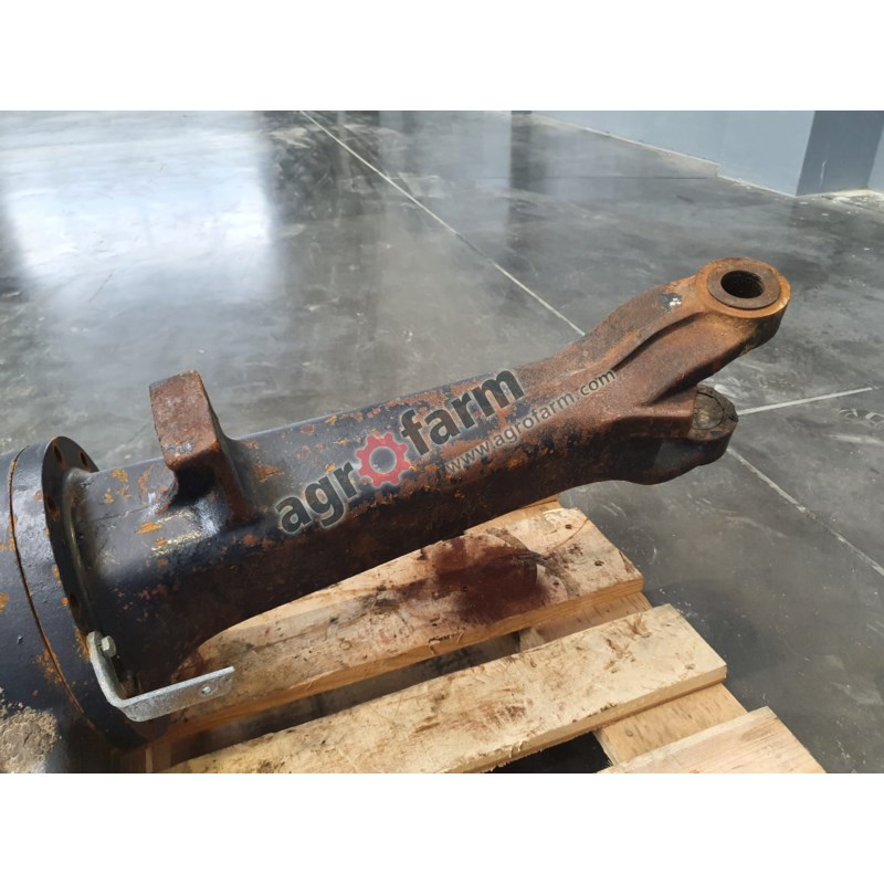 DEUTZ 10178 FRONT AXLE Housing DEUTZ 10178 FRONT AXLE Housing
