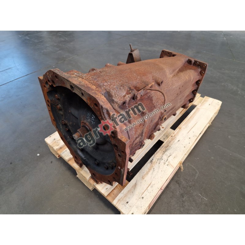 Skrzynia biegów Massey Ferguson 5445 461B9 Skrzynia biegów Massey Ferguson 5445 461B9