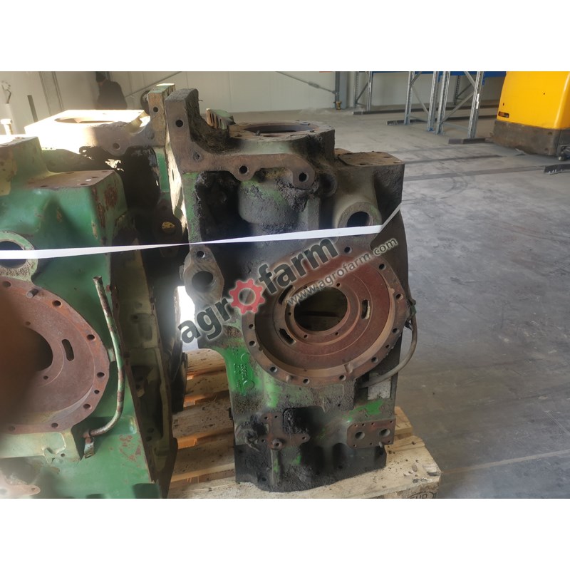 OBUDOWA TYLNEGO MOSTU JOHN DEERE OBUDOWA TYLNEGO MOSTU JOHN DEERE
