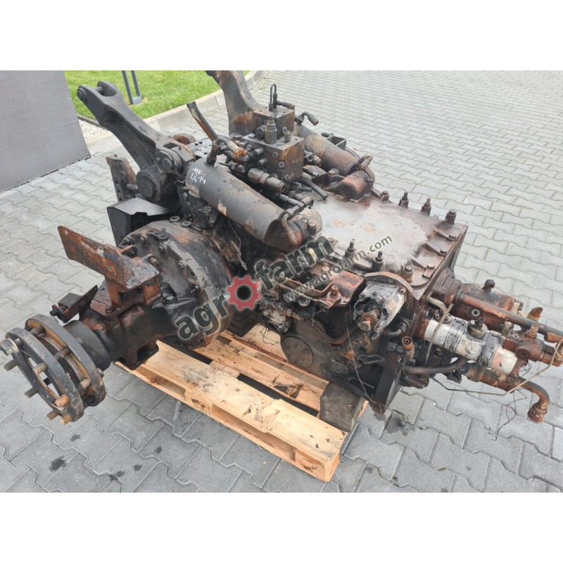 Skrzynia biegów, tylny most Massey Ferguson 6614