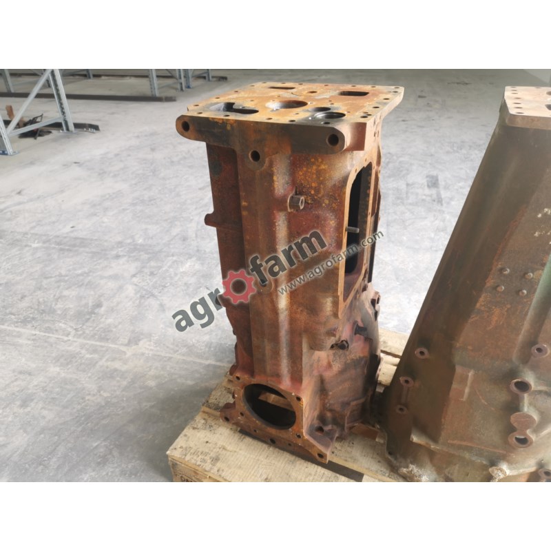 Housing GEARBOX MASSEY FERGUSON Housing GEARBOX MASSEY FERGUSON