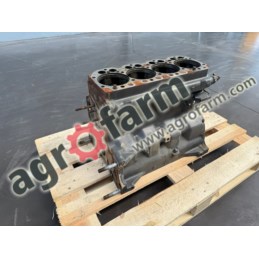 BLOK SILNIKA 4 CYLINDRY JOHN DEERE UŻYWANY