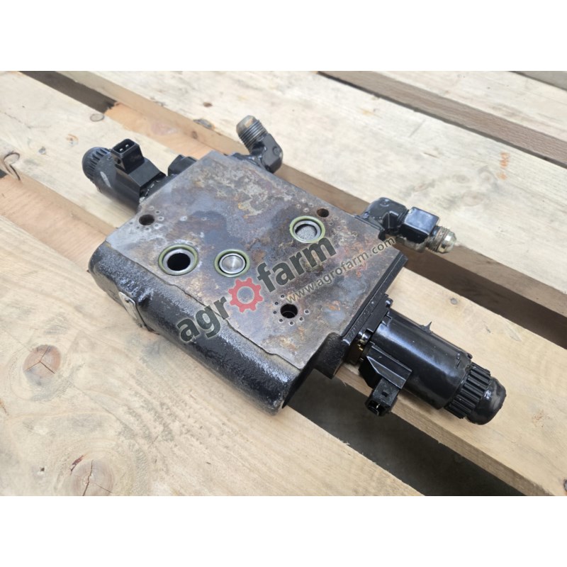 Zawór EHR Valtra T171, T181, T191