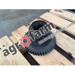 KOŁO ZĘBATE Z64 CASE 5120, 5230, MX 100