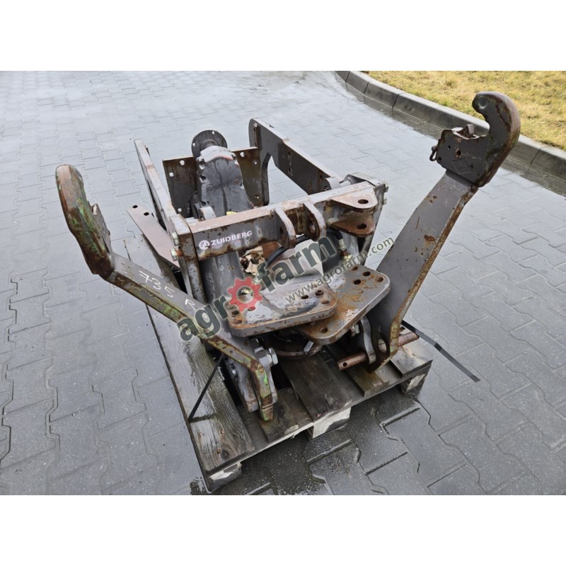 TUZ, przedni podnośnik, WOM, Renault Ares 735