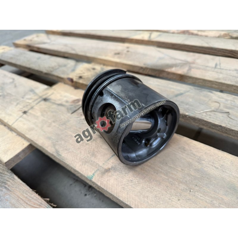 Tłok silnika Massey Ferguson 3125, 3636, 3645,