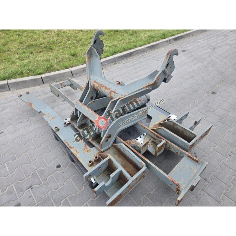 TUZ, przedni podnośnik, Massey Ferguson 8110
