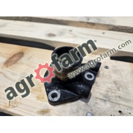 Pokrywa termostatu Kubota M7040, M7060, M6060