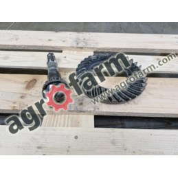 Wałek atakujący z kołem Massey Ferguson 6130