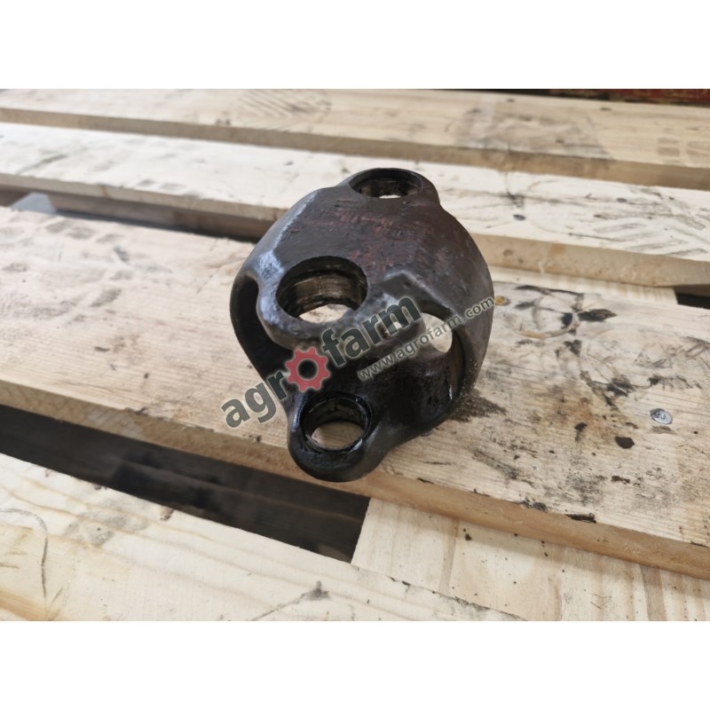 Łącznik półosi Massey Ferguson 6130, 6140, 4245