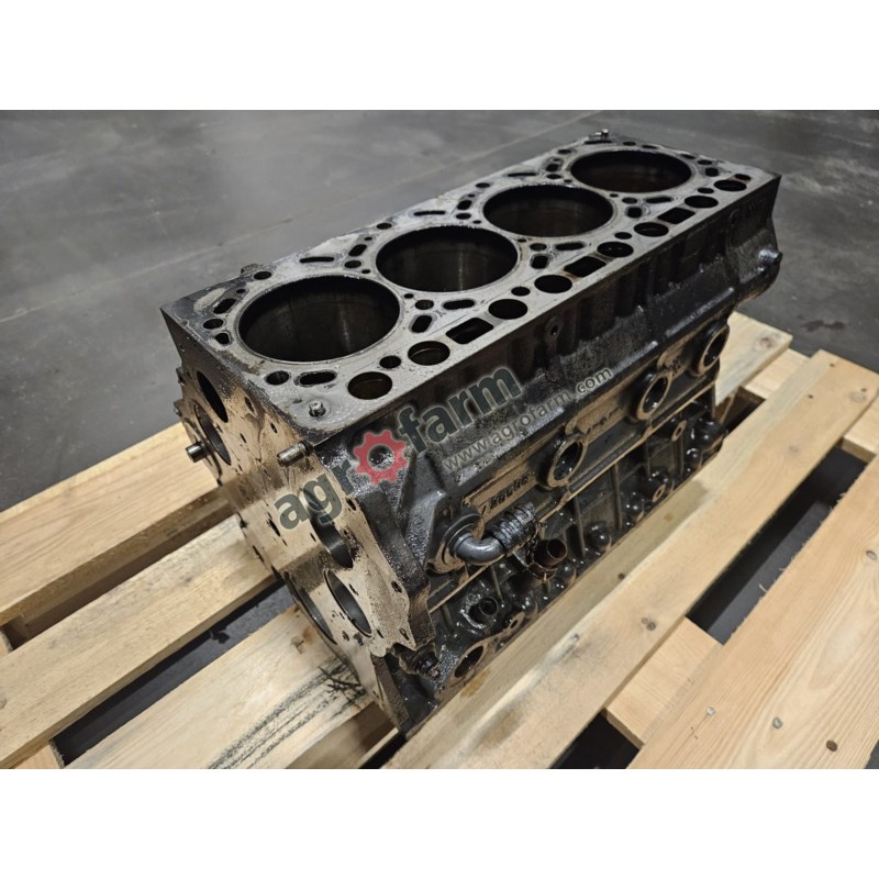 Blok silnika Kubota M8540, M9540, M95SDS