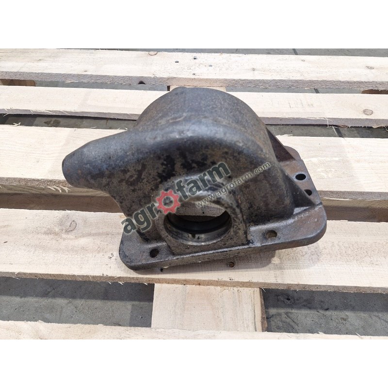 Obudowa przystawki FWD Massey Feguson 154, 164