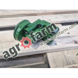 Obudowa filtra oleju John Deere 6155M