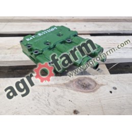 Obudowa John Deere 6155M