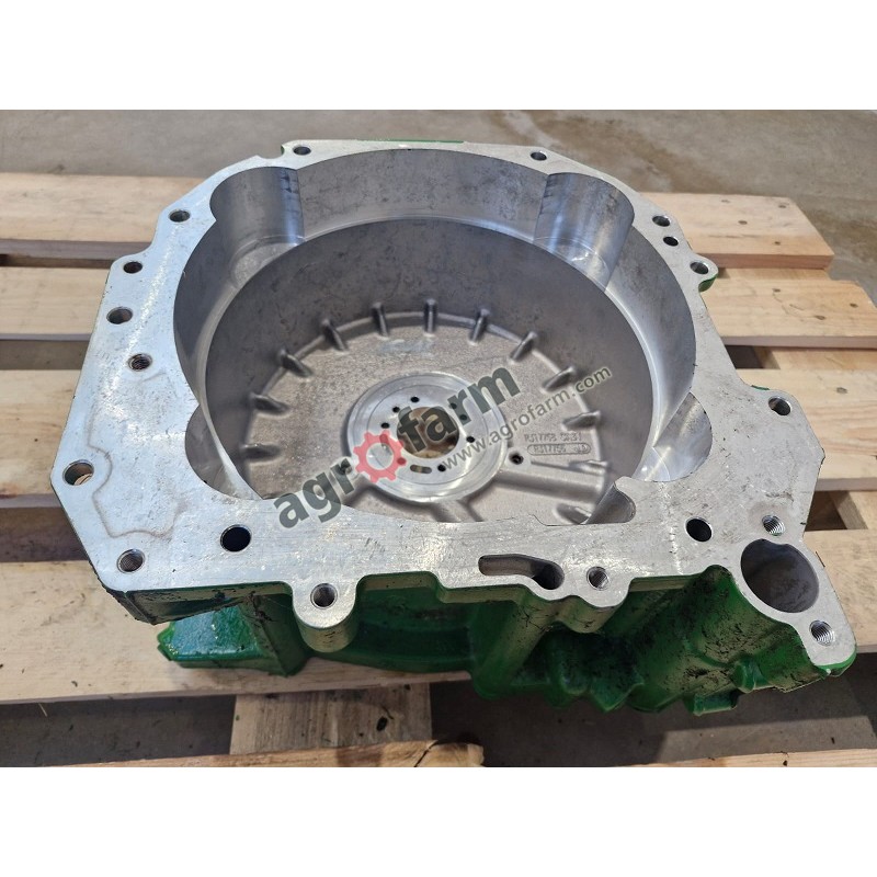 Obudowa skrzyni biegów John Deere 6155M