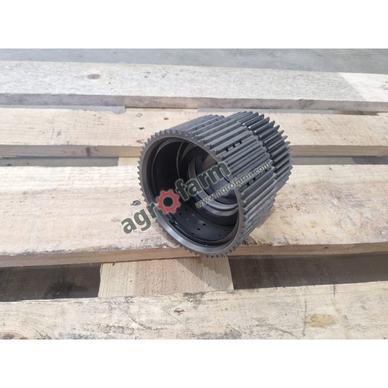 Piasta skrzyni biegów John Deere 6155M