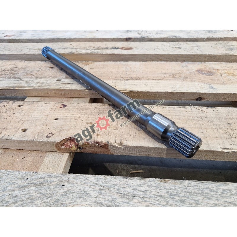 Wałek napędowy John Deere 6155M