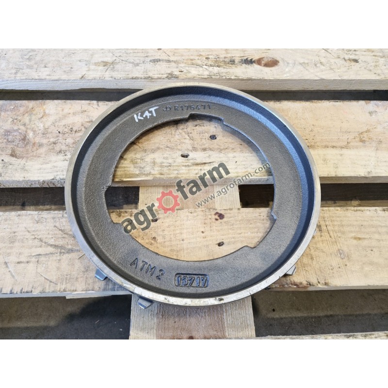 Docisk skrzyni biegów John Deere 6155M