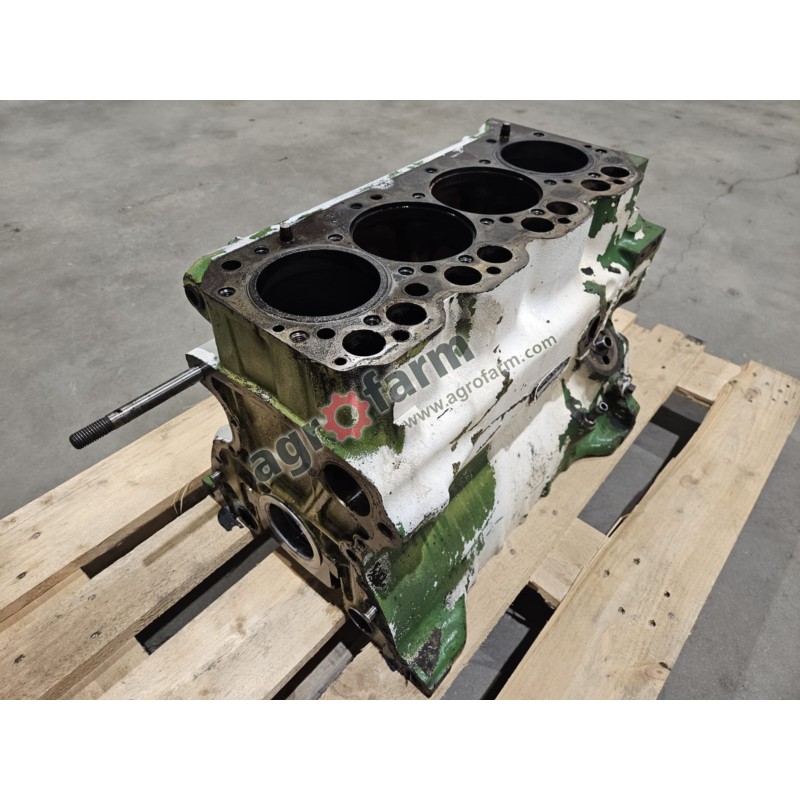 Blok silnika John Deere 2030, 2035, 2130, 2135