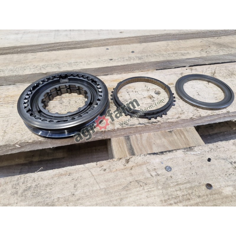 Synchronizator skrzyni biegów John Deere 6155M