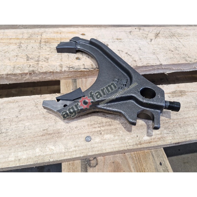 Widełka zmiany biegów John Deere 6155M