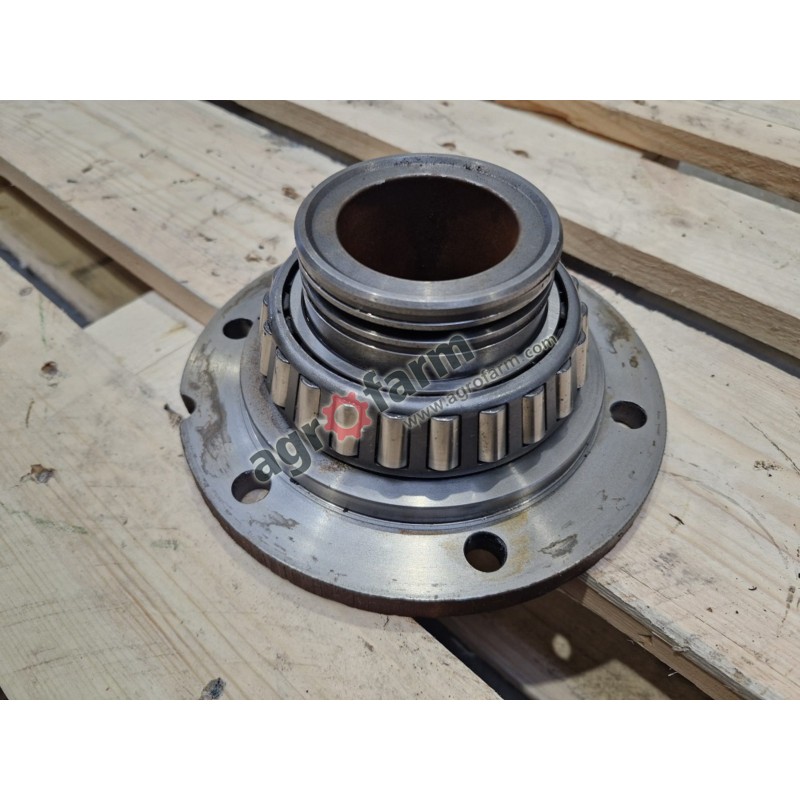 Housing John Deere 6155M Bearings