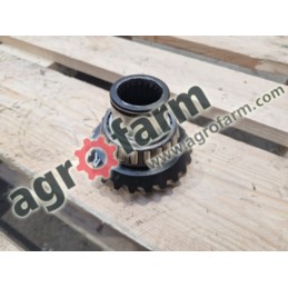 Gear John Deere 6155M