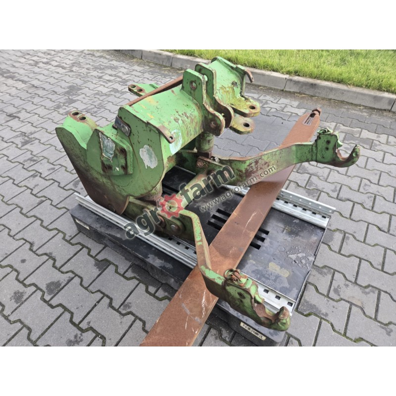 TUZ, przedni podnośnik, John Deere 7930