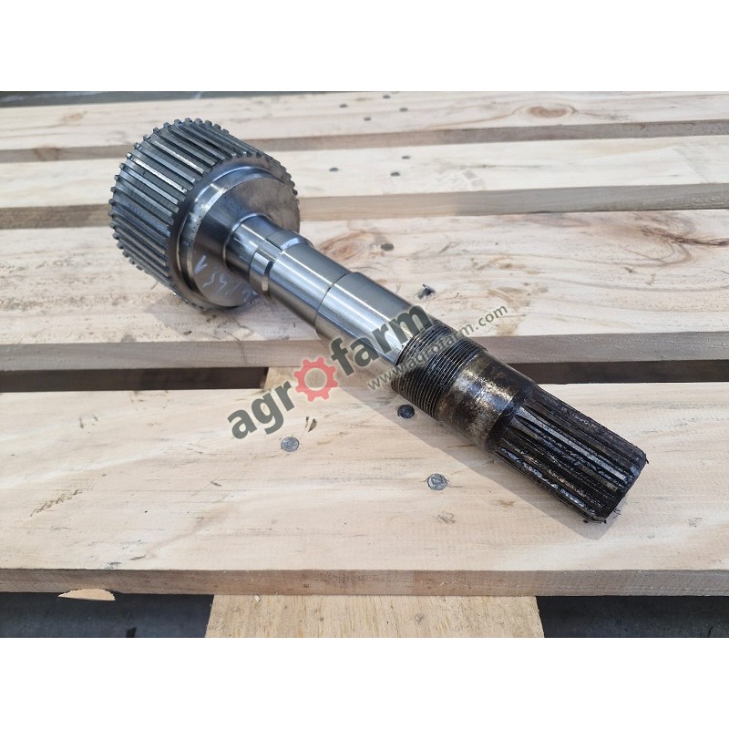 Wałek Valtra C90, C100, 6200, 8150, M120, T120