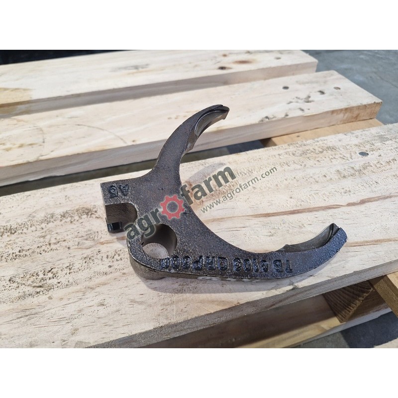 Widełki skrzyni biegów Valtra C90, C120, M120