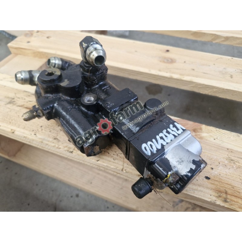 Zawór hamulca Valtra C90, M120, T130, XM130