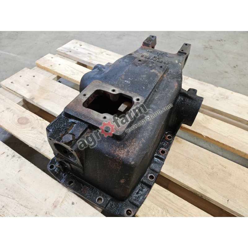 Pokrywa podnośnika Massey Ferguson 592